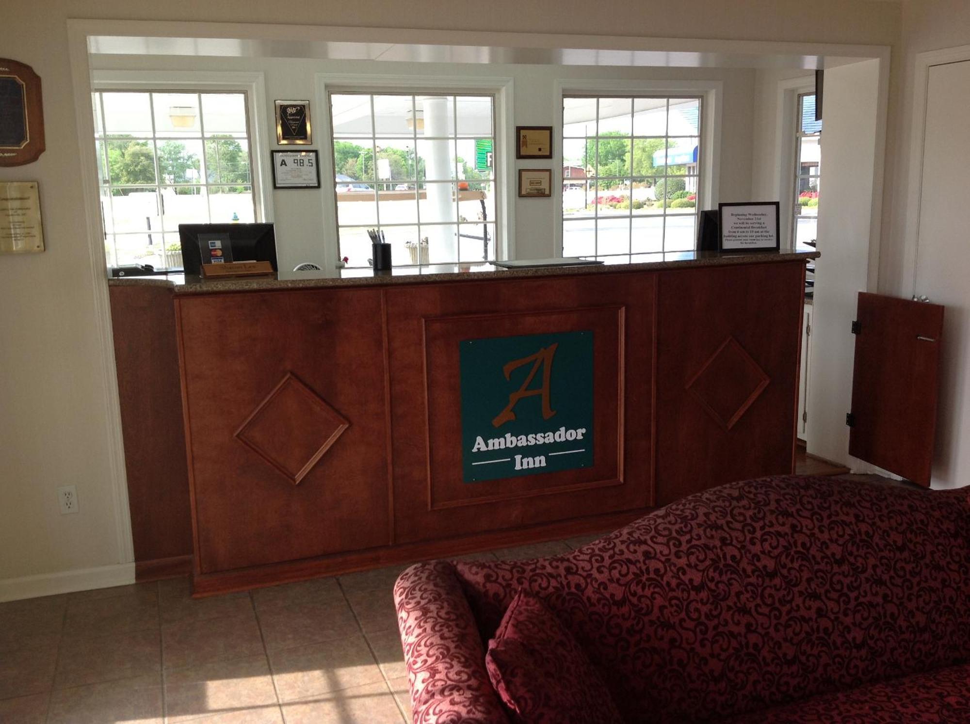 Ambassador Inn Fayetteville Kültér fotó